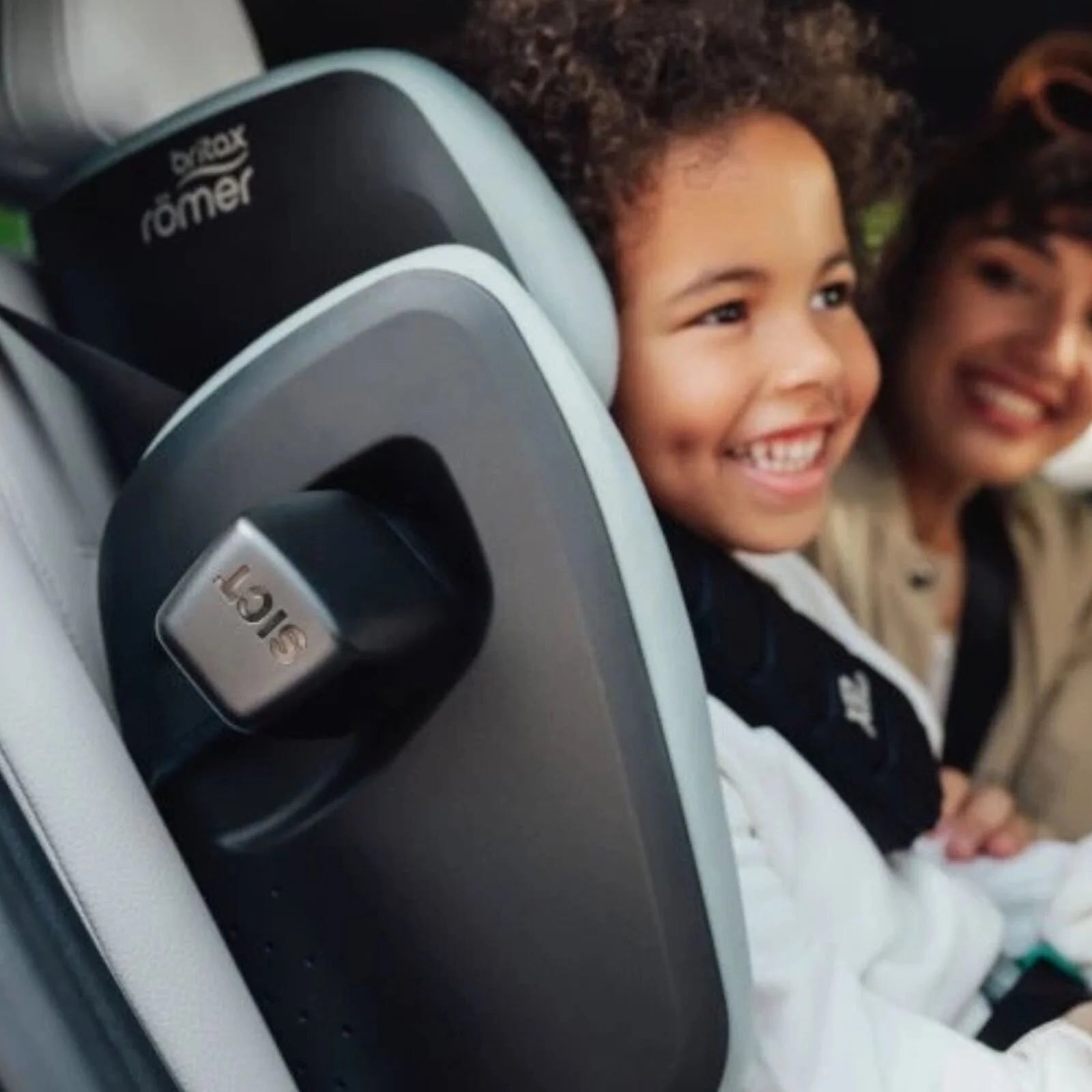 Britax Römer Kidfix Pro Car Seat - Carbon Black - ebebek - Black Friday