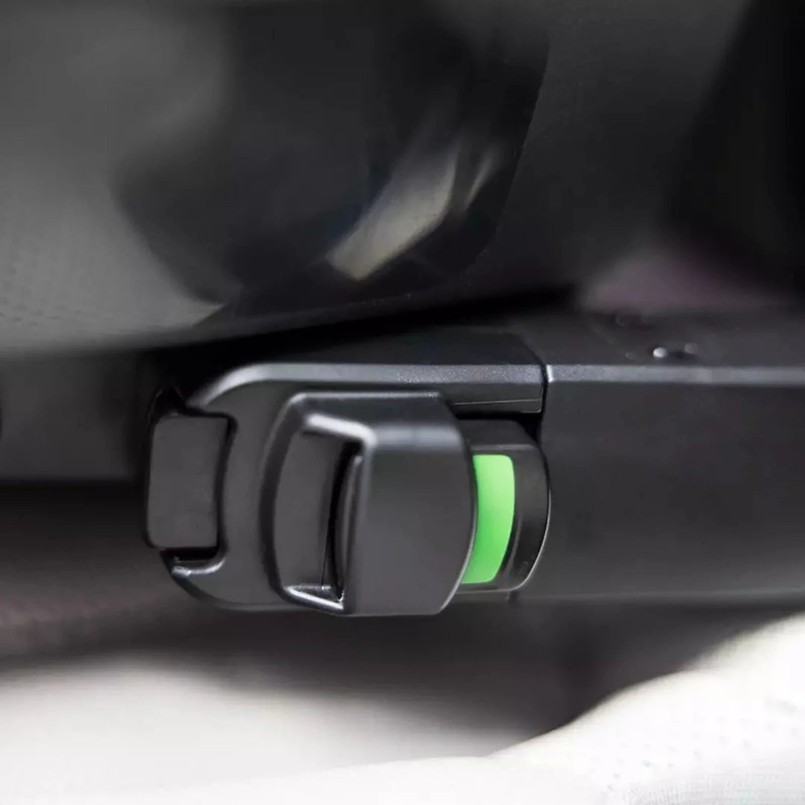 Graco Snugturn i - Size R129 Car Seat Base - Black - ebebek - Black Friday