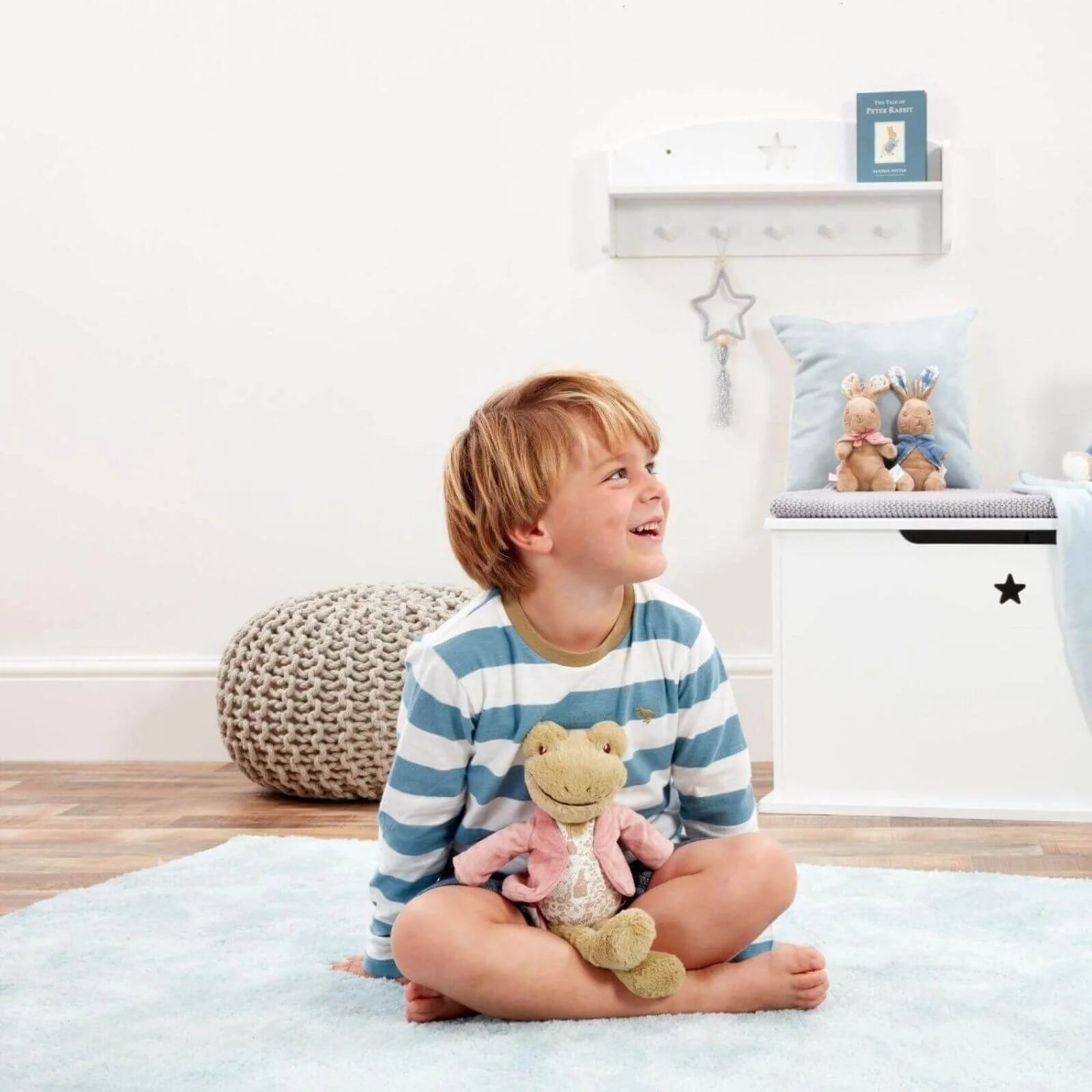 Peter Rabbit Jeremy Fisher Deluxe Soft Toy - ebebek - Black Friday