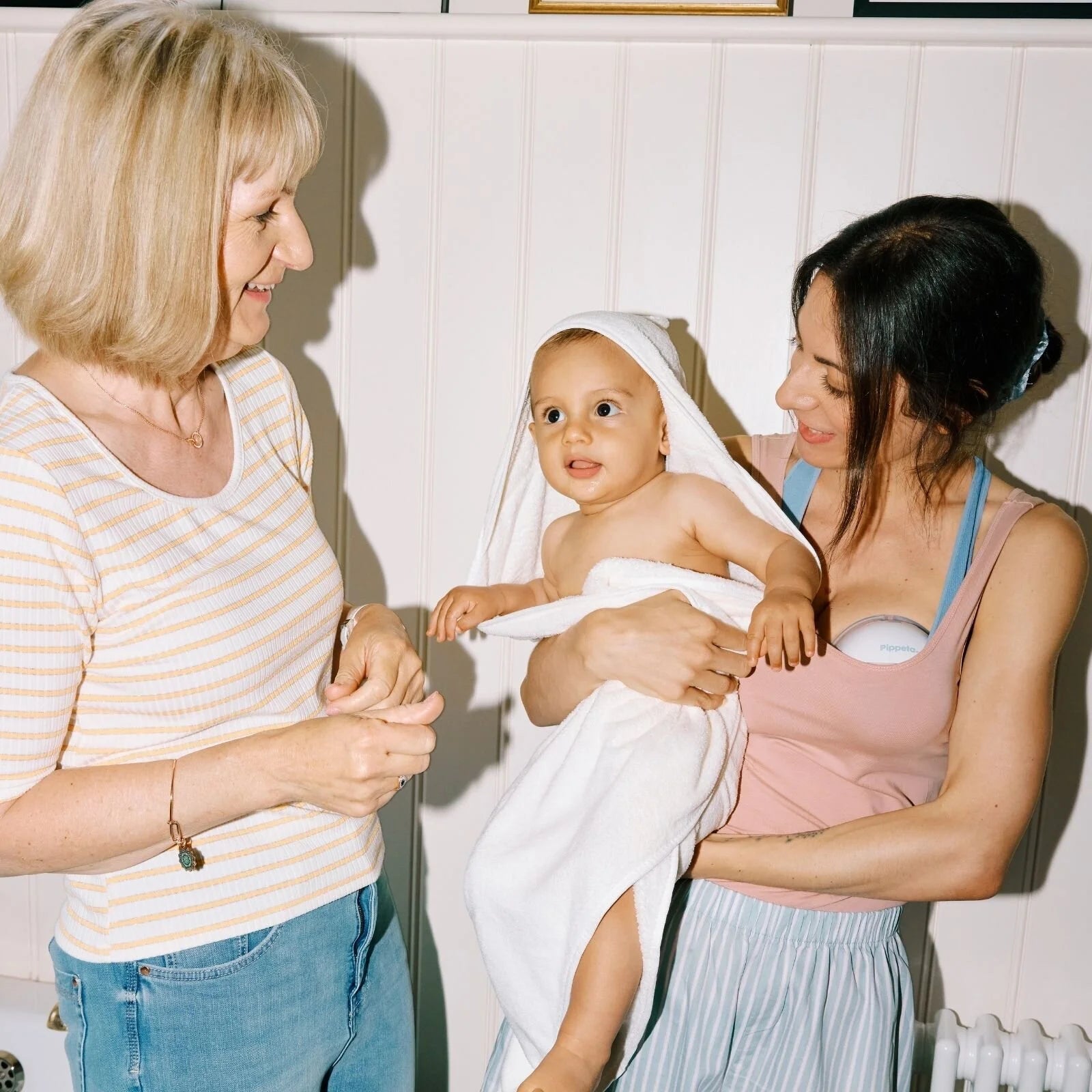 Pippeta Compact Hands Free Electric Breast Pump - ebebek - Black Friday