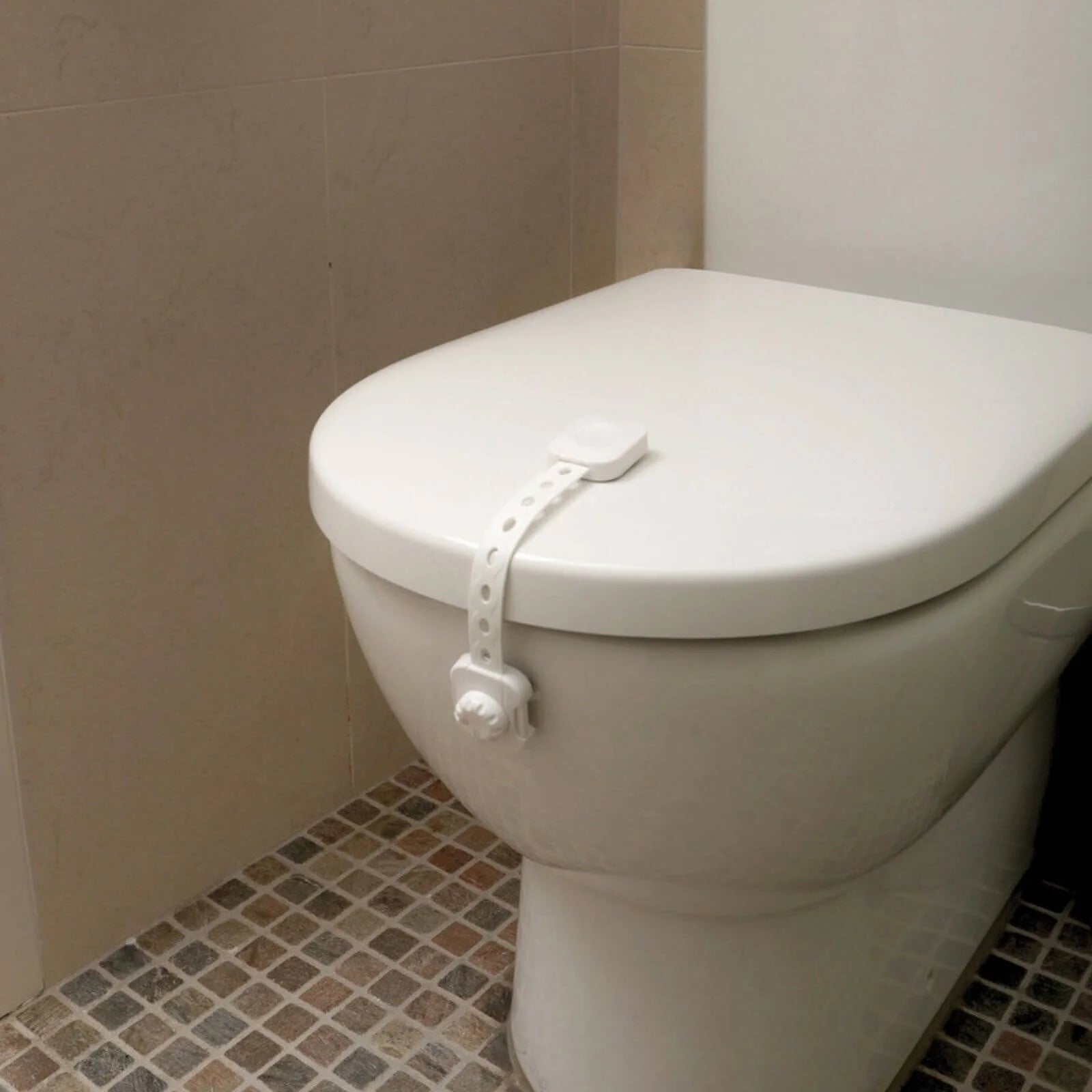 Dreambaby Twist N Lock Multi - Purpose Safety Latch Polybag Pack of 6 - White - ebebek - Black Friday