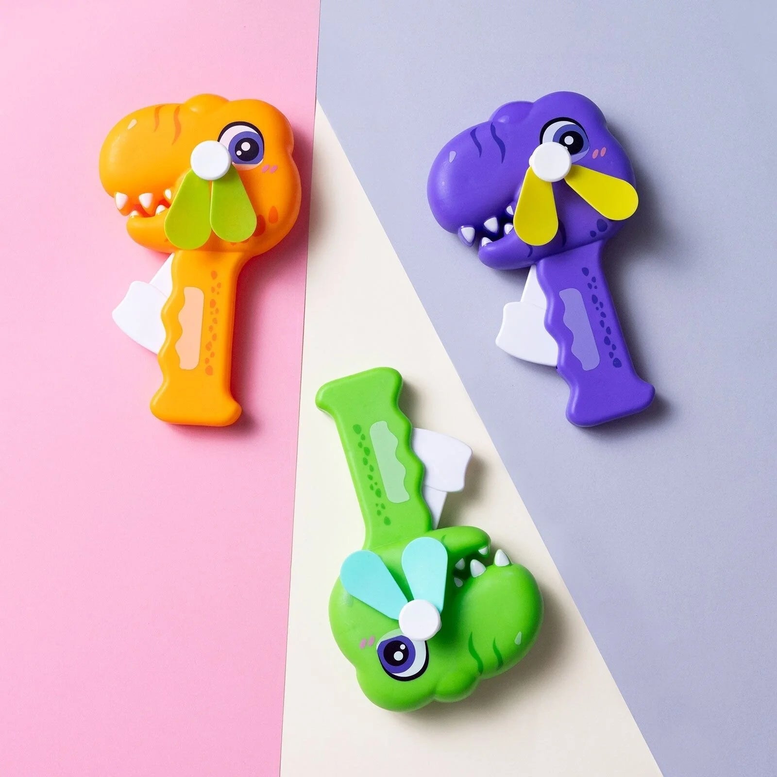 HZTB Dinosaur Big Hand Fan Assorted - ebebek - Black Friday