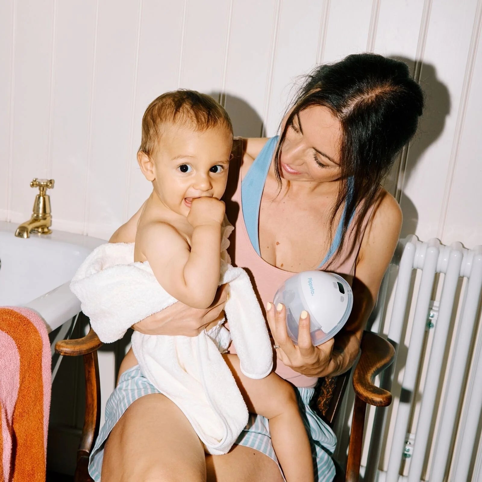 Pippeta Compact Hands Free Electric Breast Pump - ebebek - Black Friday