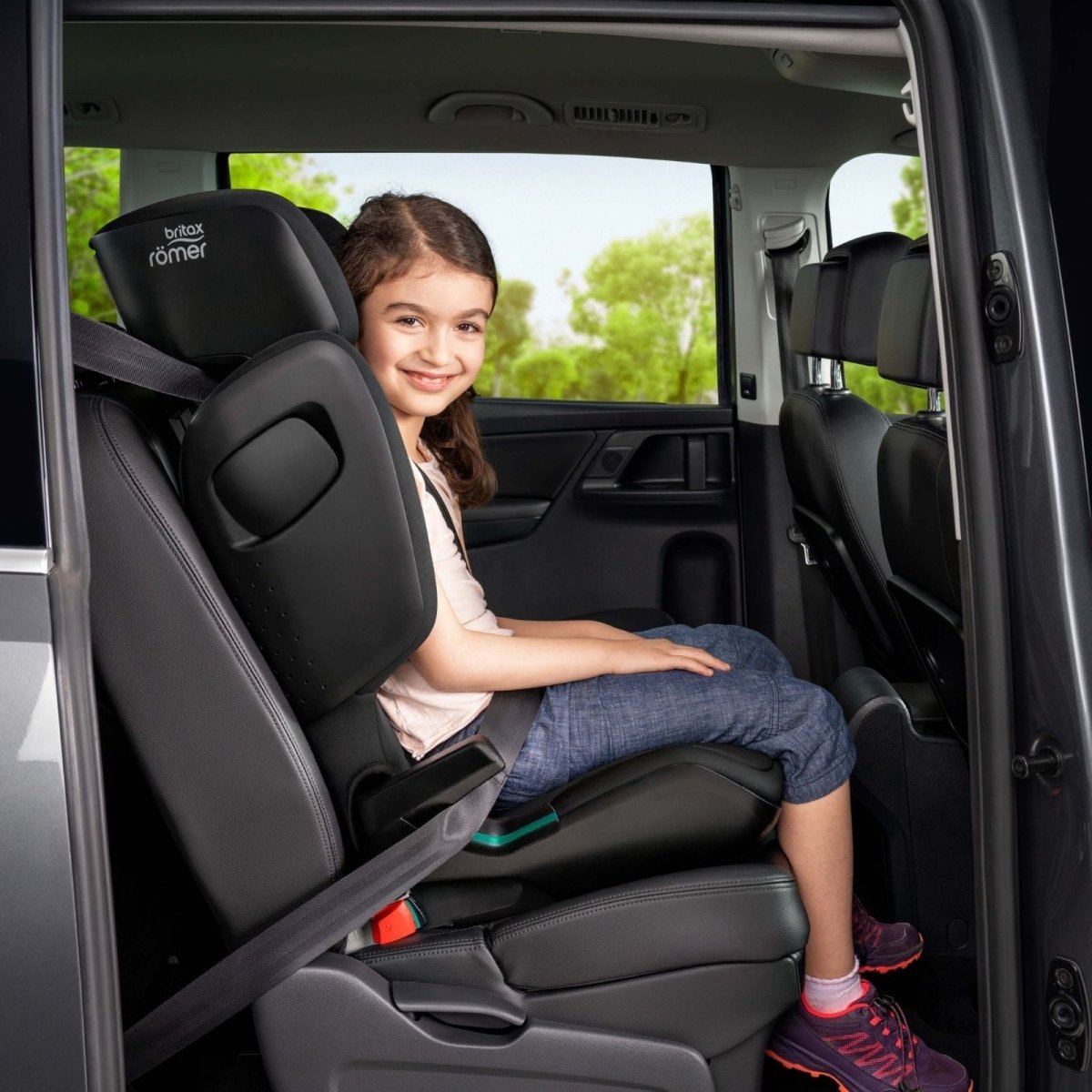 Britax Römer KIDFIX M i - Size - Cosmos Black - ebebek - Black Friday