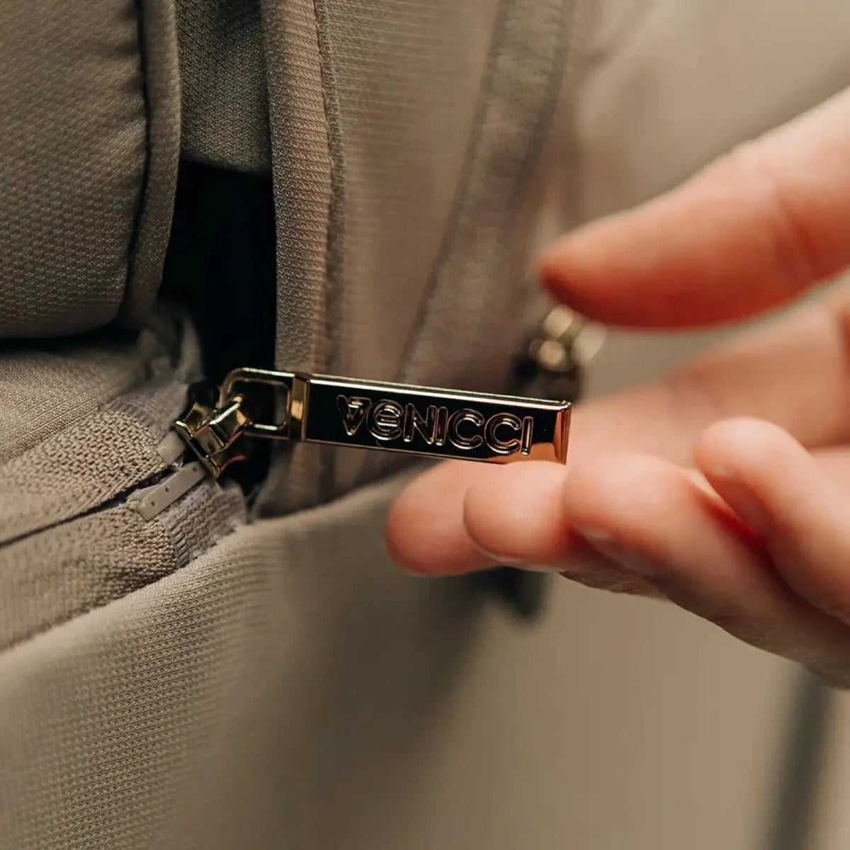 Venicci Claro 2 2-in-1 8 piece Essential Bundle - Fog Fog - ebebek