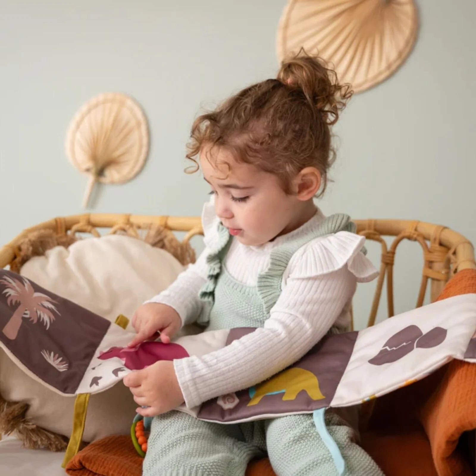 Little Big Friends Soft Activity Book 2 - in - 1 - Dino - ebebek - Black Friday