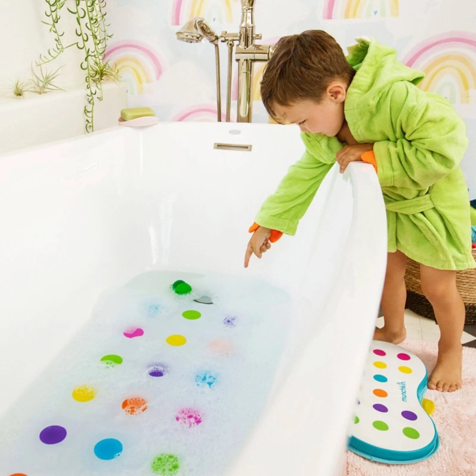 Munchkin Dandy Dots Non - Slip Baby & Toddler Bath Mat - ebebek - Black Friday