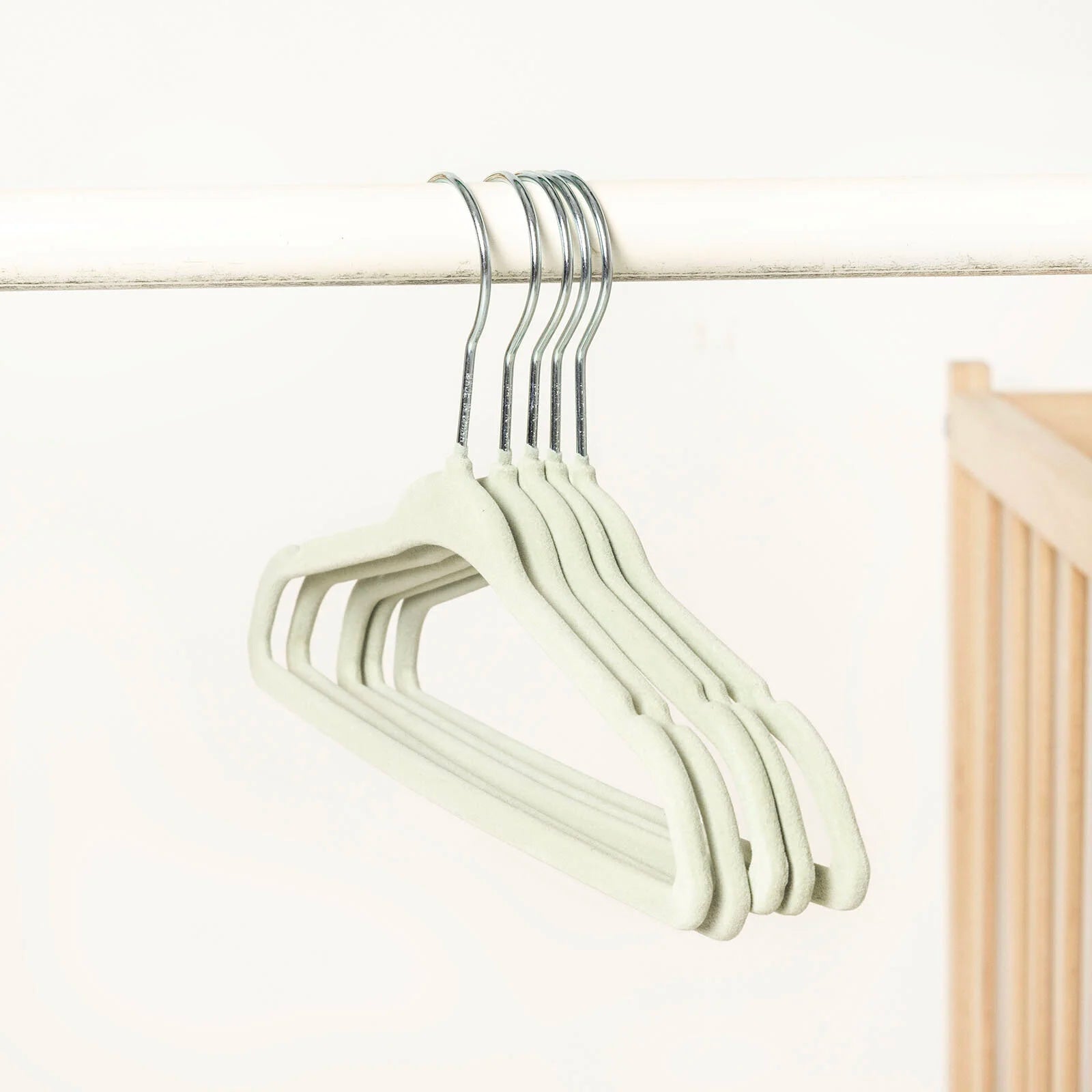 HelloBaby Velvet 5 pcs Hangers - Light Green - ebebek - Black Friday