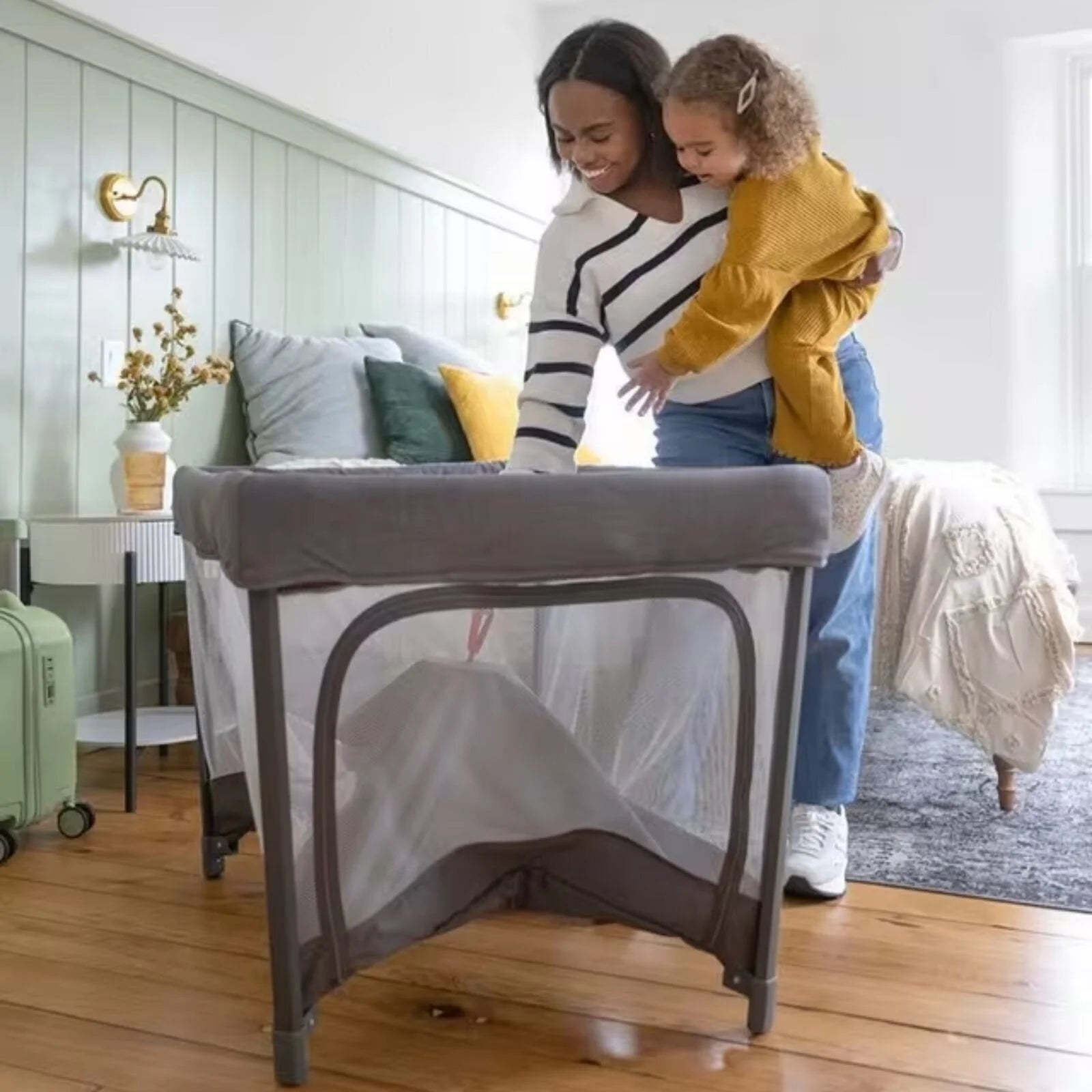 Joie Amigo Travel Cot - Thunder - ebebek - Black Friday