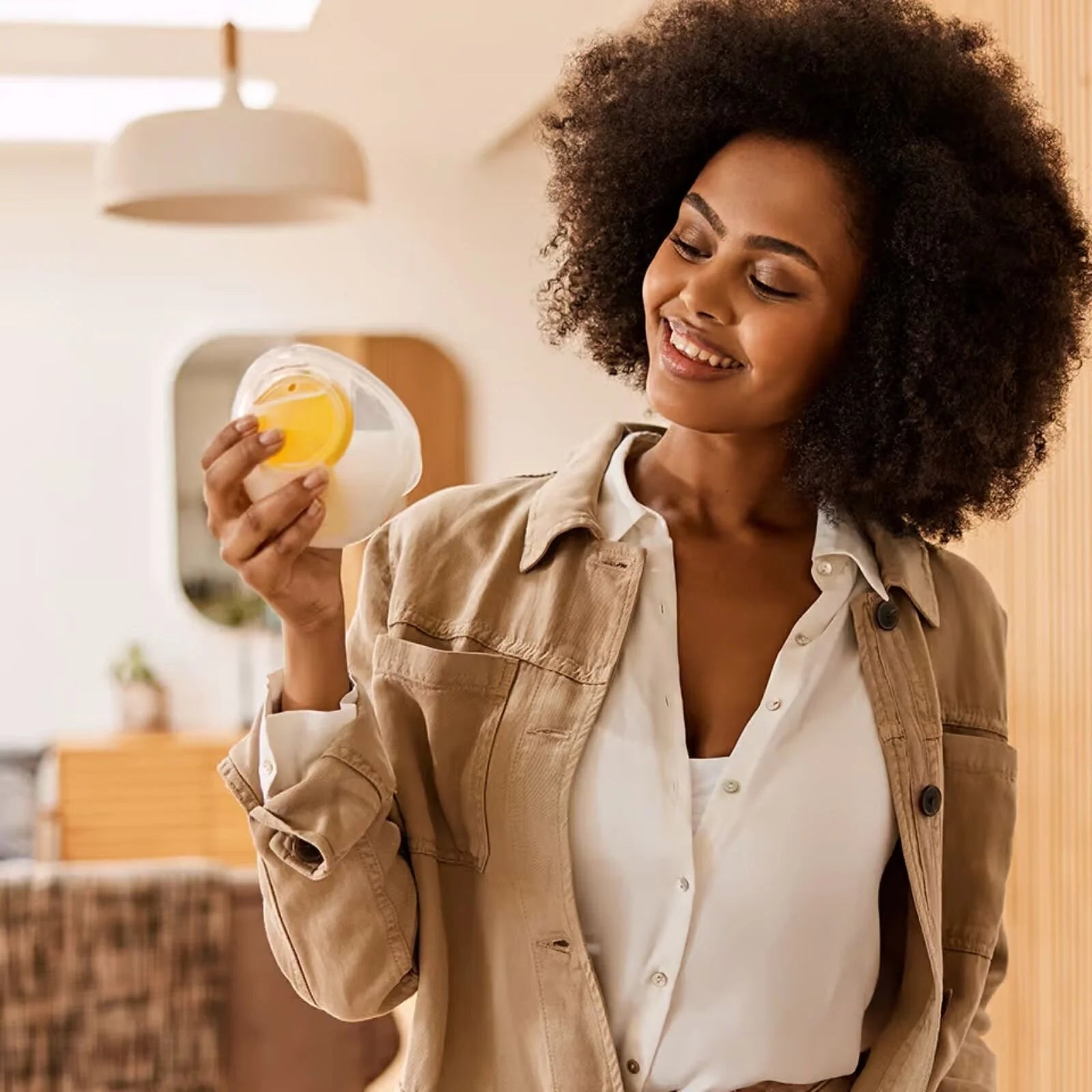 Medela - Solo Hands - Free Single Electric Breast Pump - ebebek - Christmas