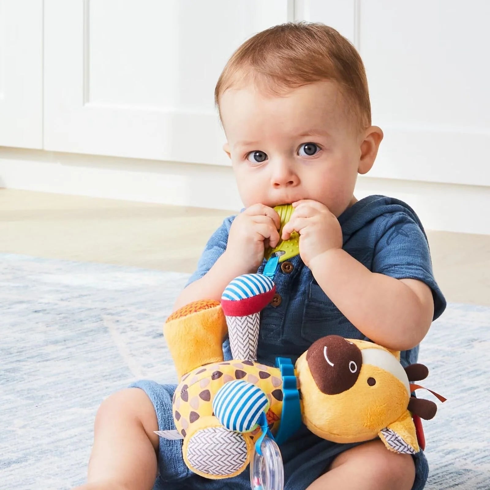 Skip Hop Bandana Buddies Activity Toy - Giraffe - ebebek - Black Friday