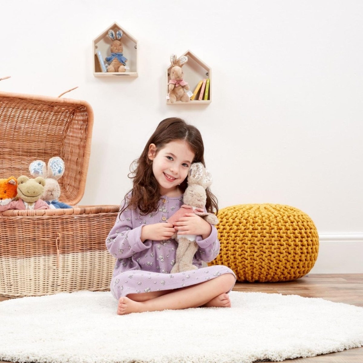 Peter Rabbit Flopsy Deluxe Soft Toy - ebebek - Black Friday