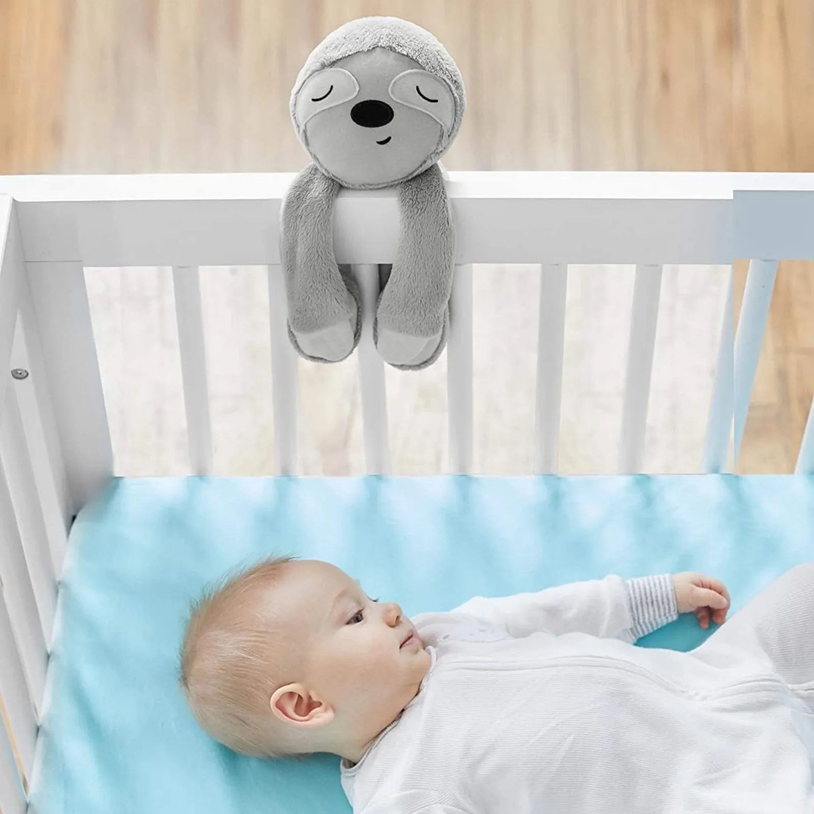 Skip Hop Cry Activated Soother Sloth - ebebek - Black Friday