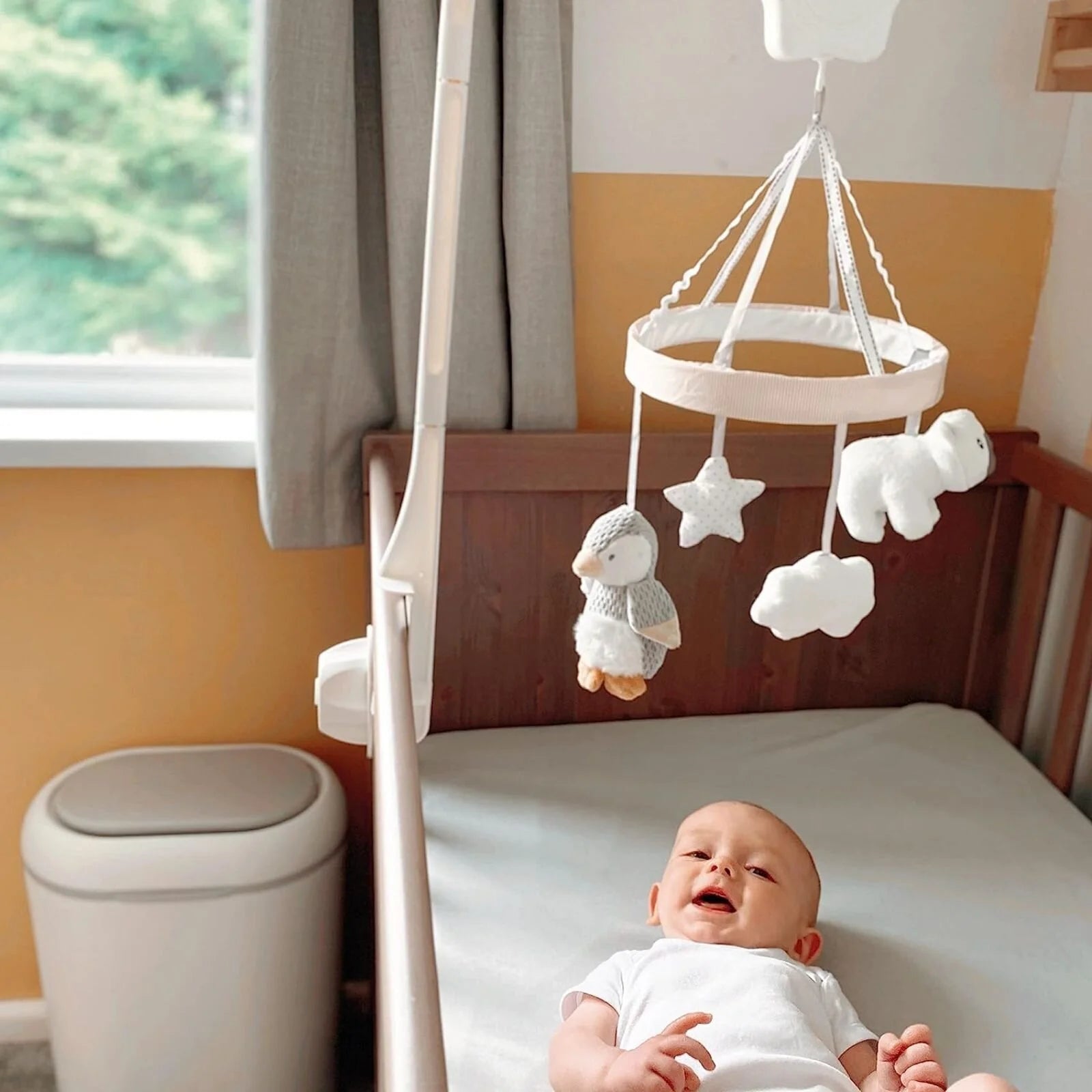 Nuby Penguin Cot Mobile - ebebek - Black Friday