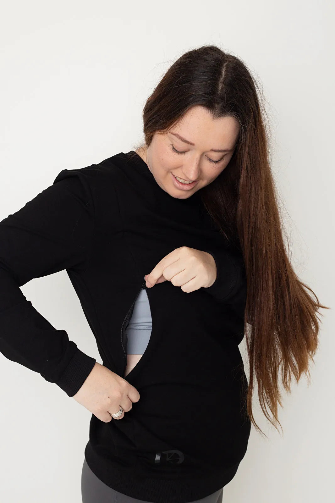 Latched Nursing Crew Sweatshirt - Black - ebebek - Black Friday