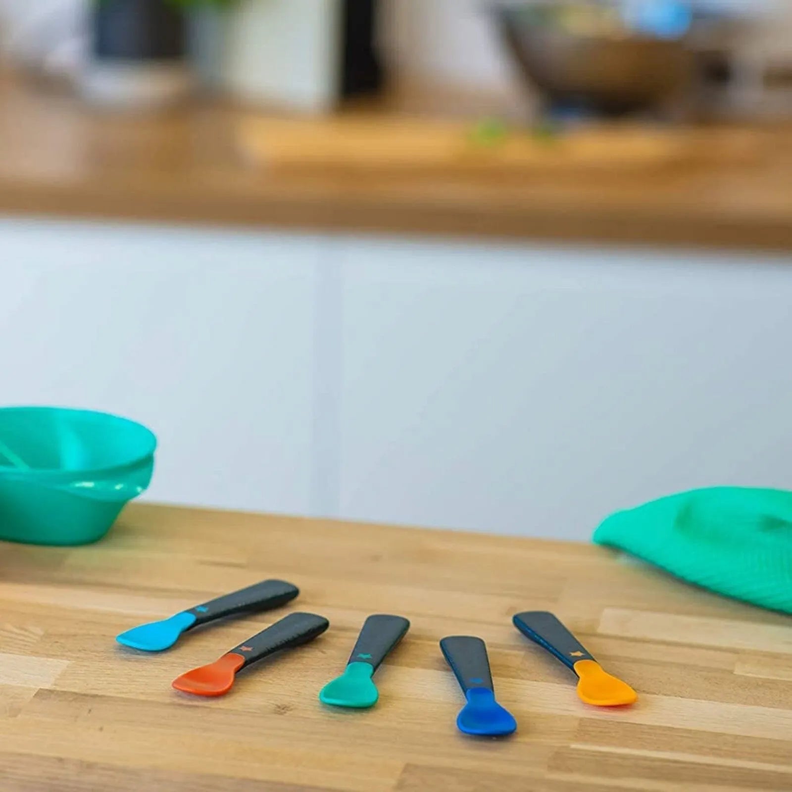 Tommee Tippee Design Feeding Spoons Pack of 5 - ebebek - Black Friday