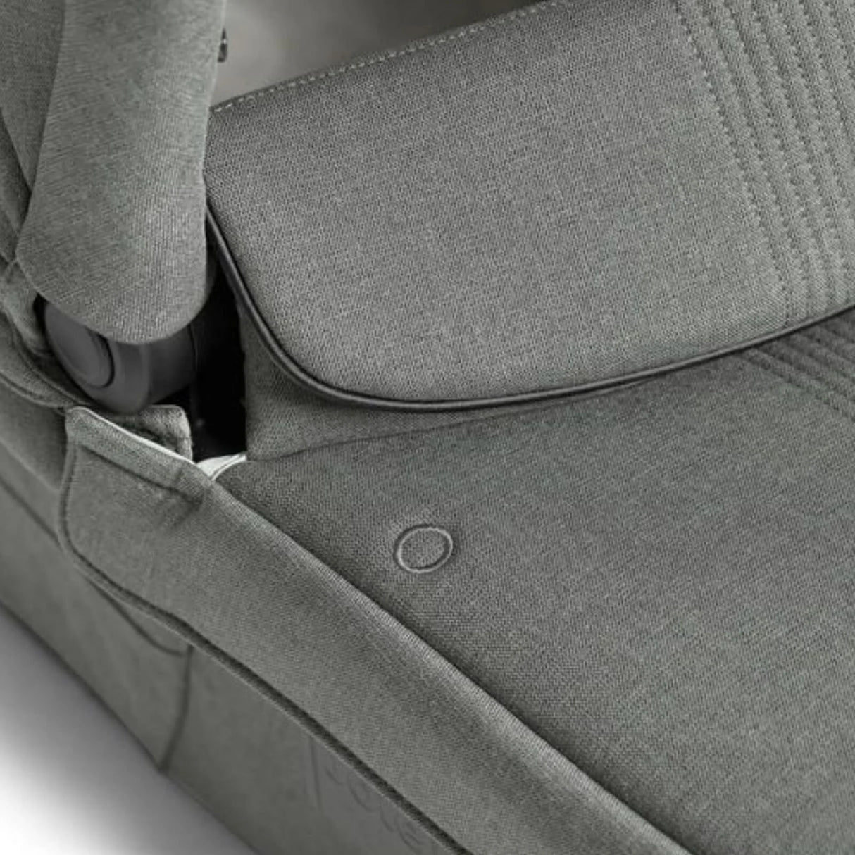 Joie Ramble XL Signature Carrycot - Evergreen
