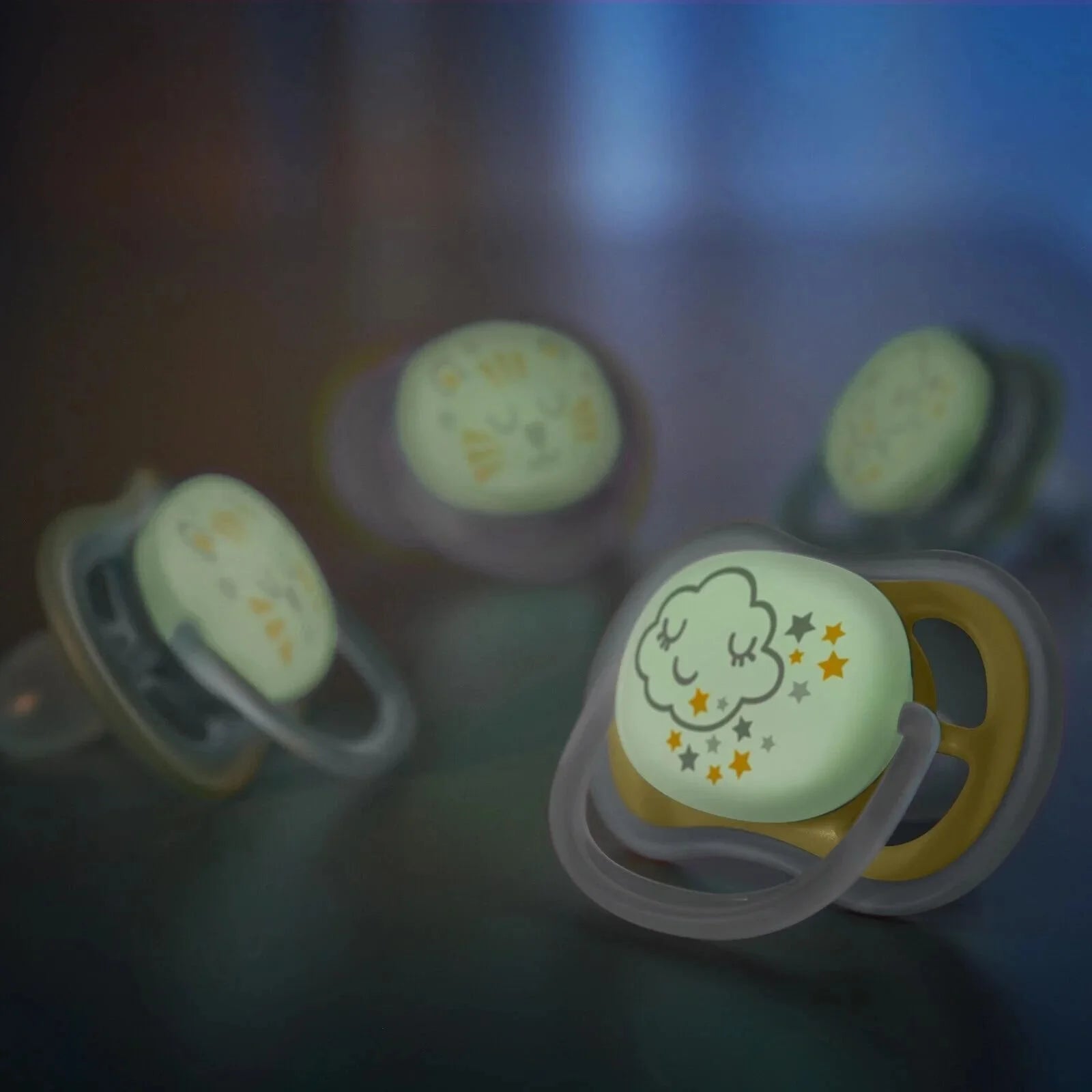 Philips Avent Ultra Air Night Soother 18+ months Pack of 2 - ebebek - Black Friday