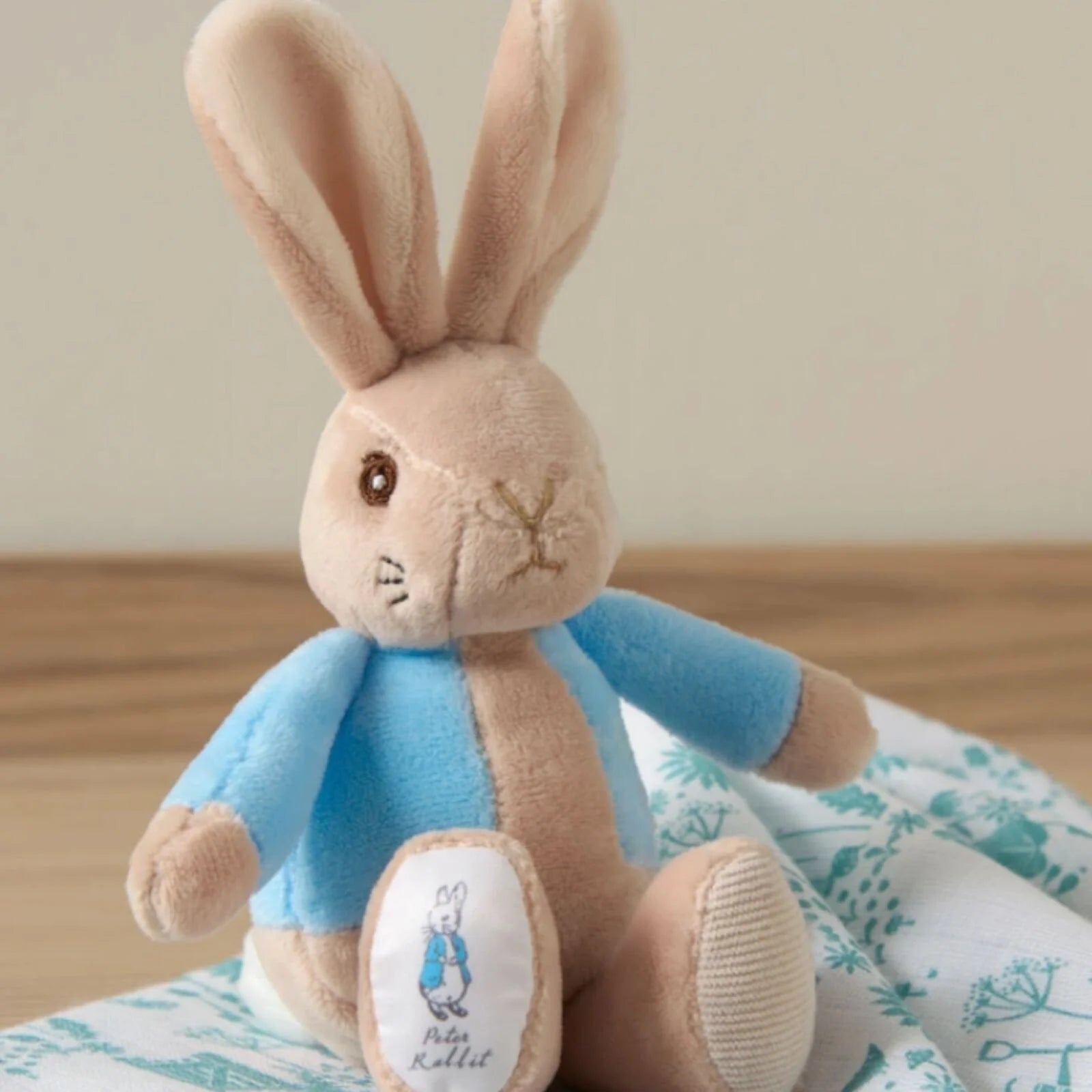 Peter Rabbit Muslin & Soft Toy Gift Set - ebebek - Black Friday