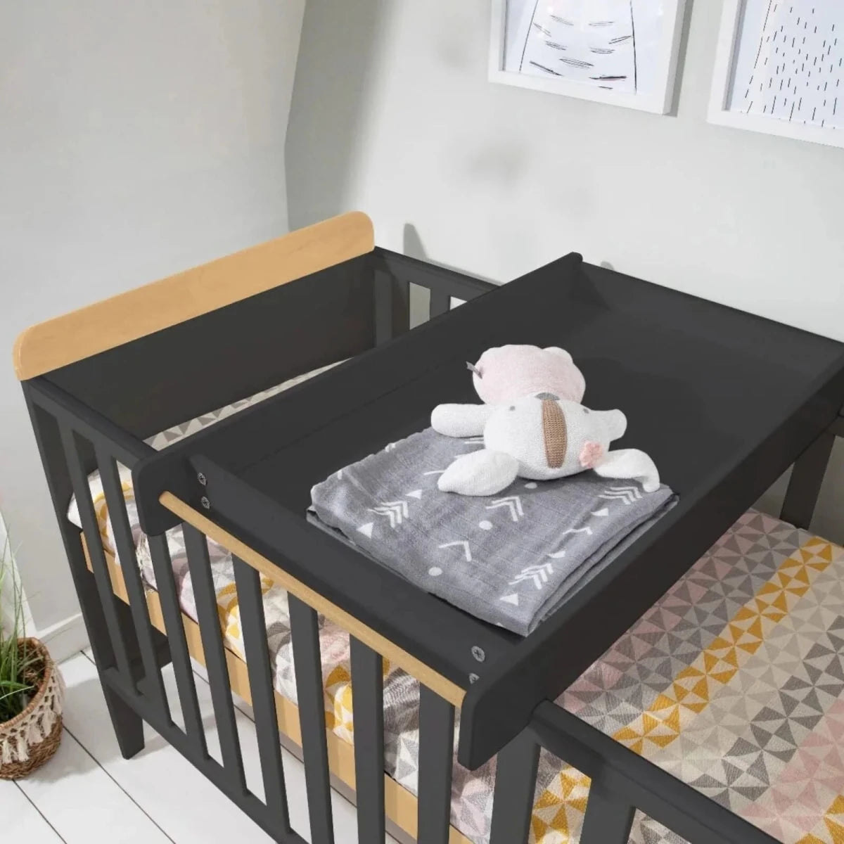 Tutti Bambini Rio Cot Bed with Cot Top Changer & Mattress - Slate/Honey Oak Slate/Honey Oak - ebebek
