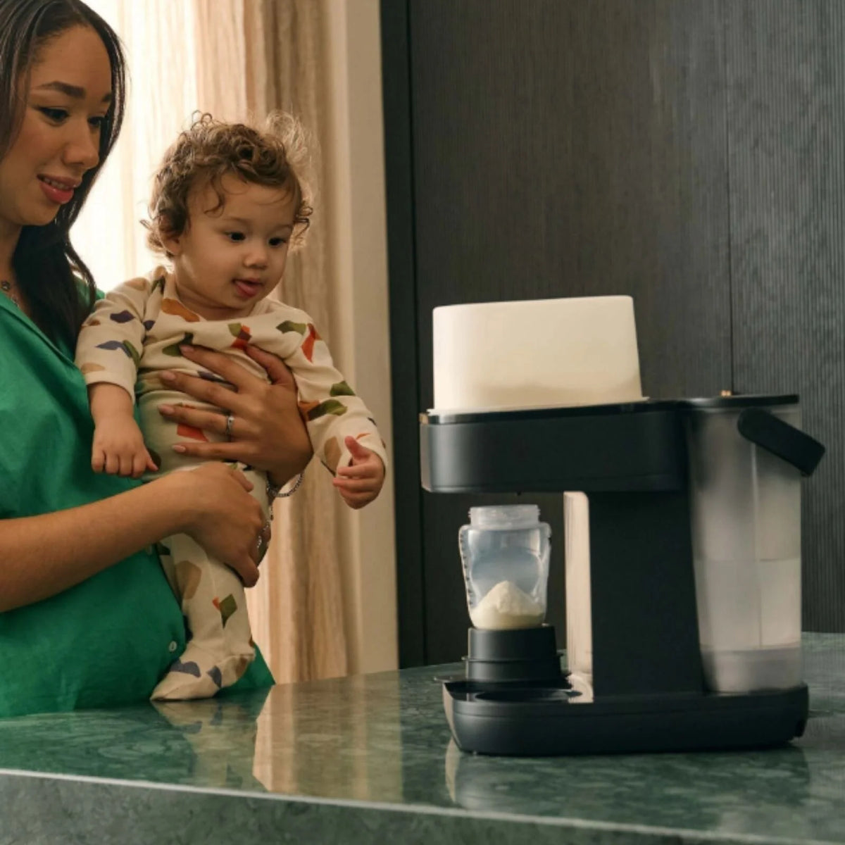Tommee Tippee Perfect Prep Pro Bottle Formula Feed Maker - Black