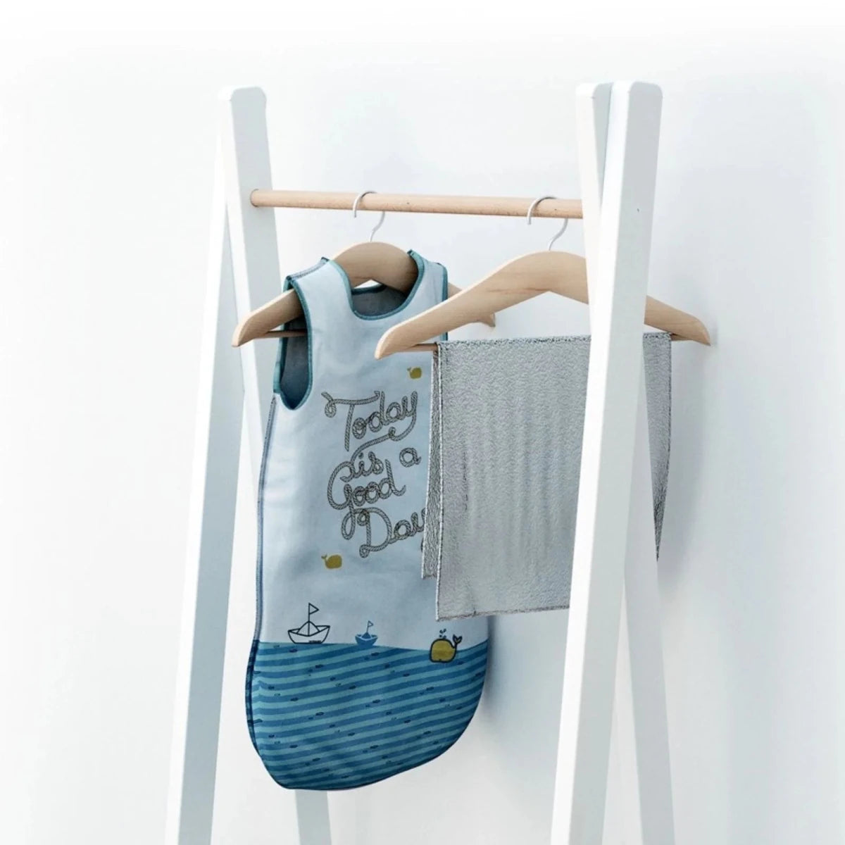 WeBaby Hooki Wooden Children's Clother Rail - White & Raw Beech White & Raw Beech - ebebek
