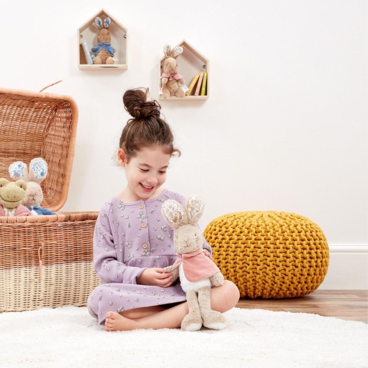 Peter Rabbit Flopsy Deluxe Soft Toy - ebebek - Black Friday